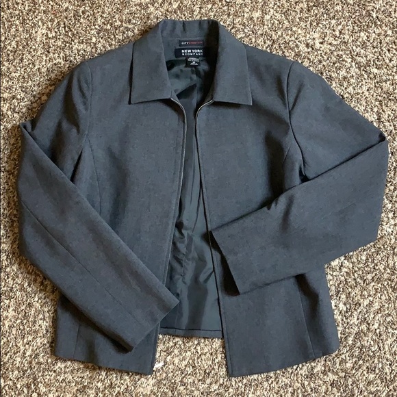 New York & Company - Picture 2 of 4